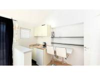 Apartment mit 1 Schlafzimmer und seitlichem Meerblick