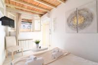 Navona studio with terrace Backpackers - B&B Roma