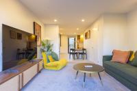 LUX NEW CBD Retreat - 2Bed2Bath With Parking! - B&B Christchurch