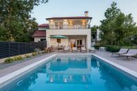 Villa Hidden with heated pool - Ferienwohnung Dobrinj