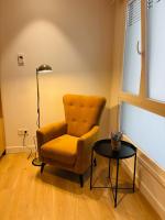 One-Bedroom Deluxe Apartment