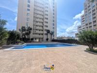 Cozy Beachside 2BR Retreat TV23 - B&B Torrevieja