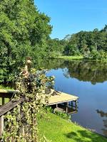 Tara's Riverfront Hideaway - B&B Mobile