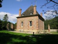Gite de charme avec jardin privatif, WiFi et barbecue, à proximité du Château d'Avrilly - FR-1-489-223 - B&B