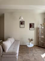 Comfy Apartment - B&B Ermoúpolis