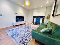 Gorgeous 3BR house in Muswell Hill with Free Parking - Chambres d’hôtes Londres