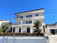 Apartments in Dramalj 44018 - B&B Dramalj