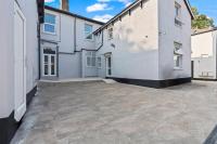 Cardiff Luxe Flats with Spa Facilities - B&B Cardiff