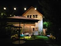Deluxe Bungalow with Garden View