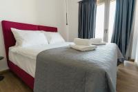 Two-Bedroom Deluxe Apartment with Balcony