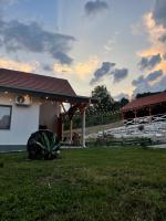 Domeniul Bondarelului - Ferienwohnung Ocolișu Mic