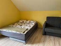 Dreibettzimmer mit Bad