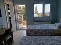 Deluxe Doppel-/Zweibettzimmer mit Gartenblick