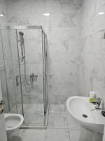 Classic One-Bedroom Apartment with King Bed