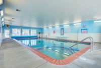 Spacious Oceanfront Suite - Top Floor - Pool and Sauna - Sleeps 6 - B&B Lincoln City