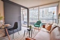 HOM I Depto 1D1B A Pasos Cerro Santa Lucia Stgo - B&B Santiago de Chile