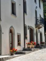 Apartment - Split Level