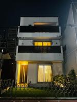 Wa Nagoya Station Business District Downtown 3-story Luxury House with Courtyard Garden 3 Bathrooms 2 Bathrooms 2 Parking Lots - B&B Nagoya