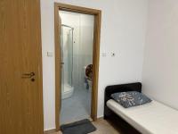 Appartement met 2 Slaapkamers en Uitzicht op het Zwembad