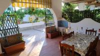 Apartment with Garden View