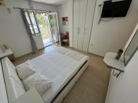 Studio with Shared Balcony and Sea View