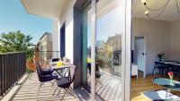 Family Two-Bedroom Apartment with View