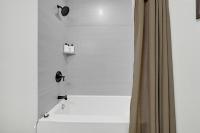 Modern Farmhouse Retreat 4BR 3BA Central HTX - Ferienwohnung Houston