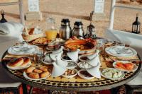 Merzouga Dunes Luxury Glamping Camp - Bed and Breakfast Merzouga