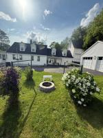 Cute 6-Bedroom Getaway in the heart of Littleton - Bed and Breakfast Littleton