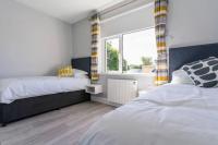 Tramore Golf Club - Twin Suite - Restaurant & Bar onsite - B&B