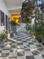 Silver Oaks Dalanwala by Jabula Getaways - B&B Dehra Dūn