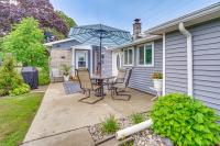 1 Block to Lake Huron Pet-Friendly Apt with Kayaks - B&B Lexington