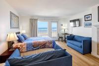Ground Floor Condo - Ocean View - Pool & Hot Tub - Bed and Breakfast Lincoln City