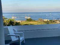 Casa Avocado - in the center, with a view and quiet - B&B Stromboli