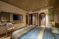 One-Bedroom Family Apartment