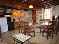 Maison ancienne restaurée avec poêle à bois et animaux admis - FR-1-497-15 - B&B Champsecret