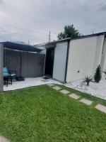 Cozy and Private Room In Spring Near IAH Airport - B&B