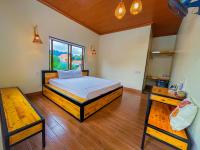 Double Room with Mountain View