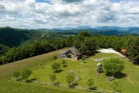 Holiday Home Ernest Železni with hot tub - Chambres d’hôtes Ivancna Gorica