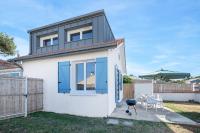 Maison à 50m de la mer, 4 adultes et 2 enfants - B&B La Richemondière