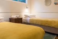 Family Room with Sea View 4