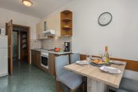 Apartment mit Terrasse