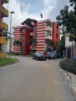 Appartement spacieux et cosy au coeur des 2 Plateaux - Chambres d'hôtes Abidjan