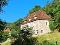 Chambre et suite chez l'habitant Le champ des lucioles - B&B