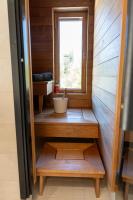 Brand new house with parking, sauna, patio - Bed and Breakfast Vantaa