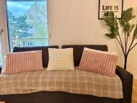 Modern Apartment with Terrace Patio near SCS - Chambres d’hôtes Wiener Neudorf