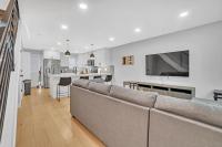 Modern Arvada Duplex Close to Denver and Old Town - B&B Arvada