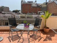 Apartamento con terraza privada y Wifi en el corazón de Barcelona - ES-341-5 - B&B Barcellona