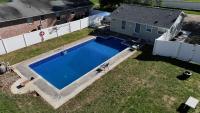 Cozy Pool & Hot Tub Retreat by Casino - B&B Charles Town