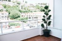 Camera Tripla con Vista Città